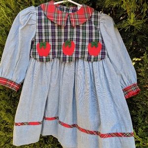 Plaid Holiday Dress 🍎 Preppy cutie!